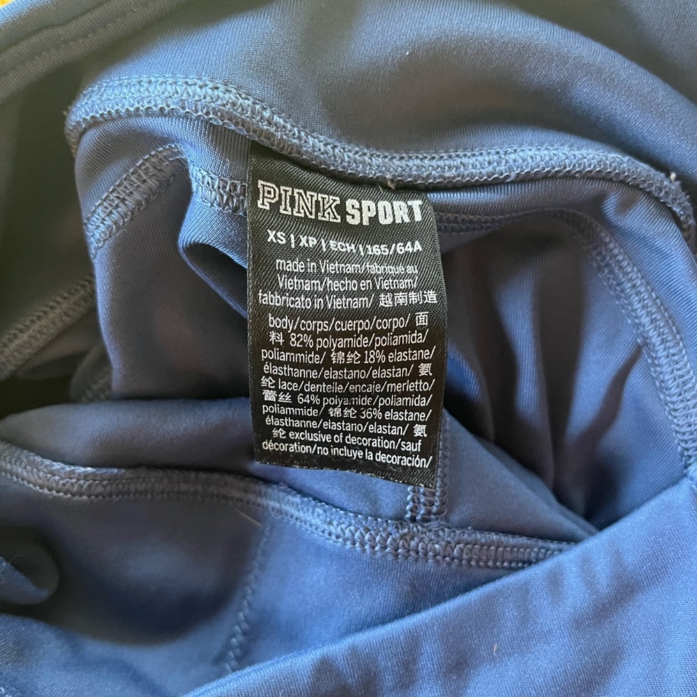 PINK Sport Navy leggings size xs . Great condition.